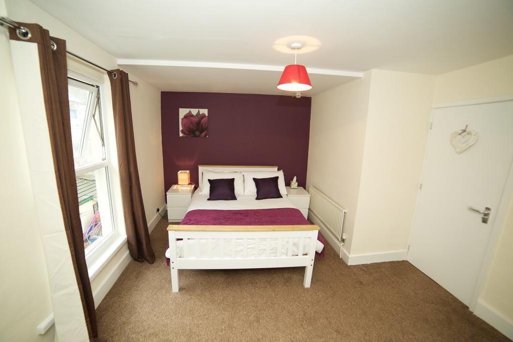 Bristol Serviced Lets - 152/154 Bath Road Cameră foto